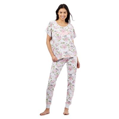 Iris & Edie Pink 'Wake up smelling of roses' slogan print floral pyjama set
